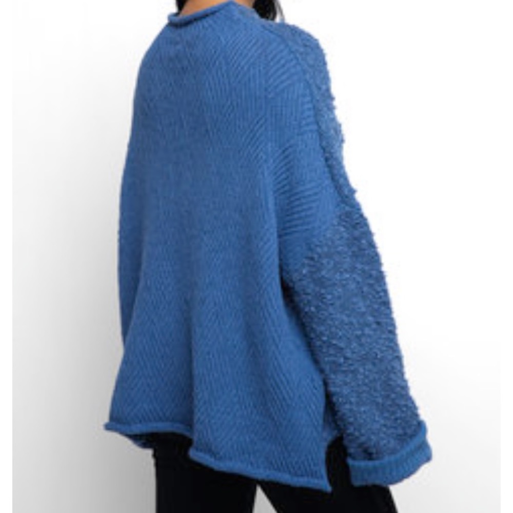 Free People Cuddle Up Pullover
